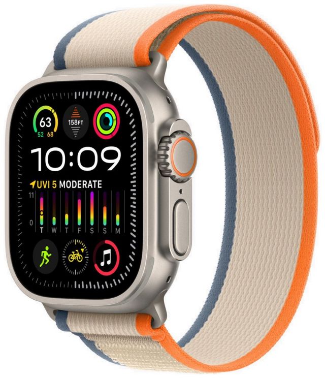 Apple Watch Ultra 2 49mm titanová s oranžovobéžovým trailovým tahem M/L